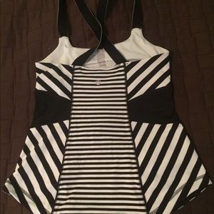 Lululemon workout top.
